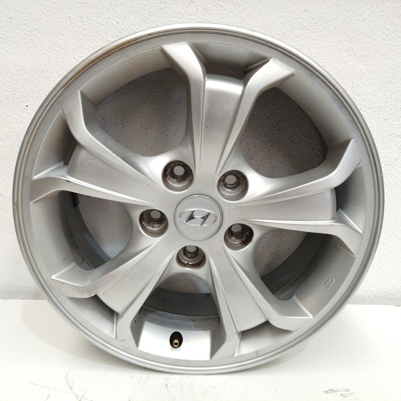 Recambio de llanta para hyundai tucson (jm) 2.0 crdi referencia OEM IAM 529102E700 6,5JX16OFFS ET41 5H 5X115
