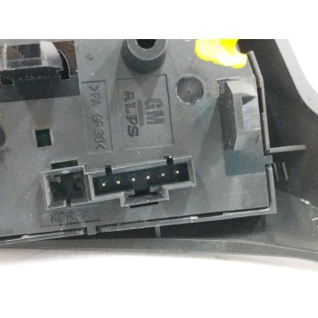 Recambio de mando volante para opel corsa d 1.2 16v lpg referencia OEM IAM 13222331 LADO DERECHO 