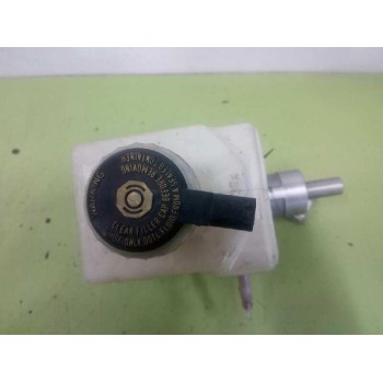 Recambio de bomba freno para land rover discovery 4 tdv6 se referencia OEM IAM 74471269C  