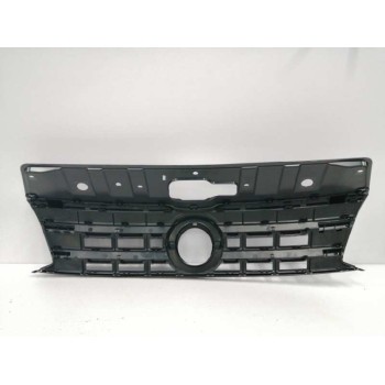 Recambio de rejilla delantera para volkswagen amarok comfortline doublecab 4motion referencia OEM IAM 2H6853651B  