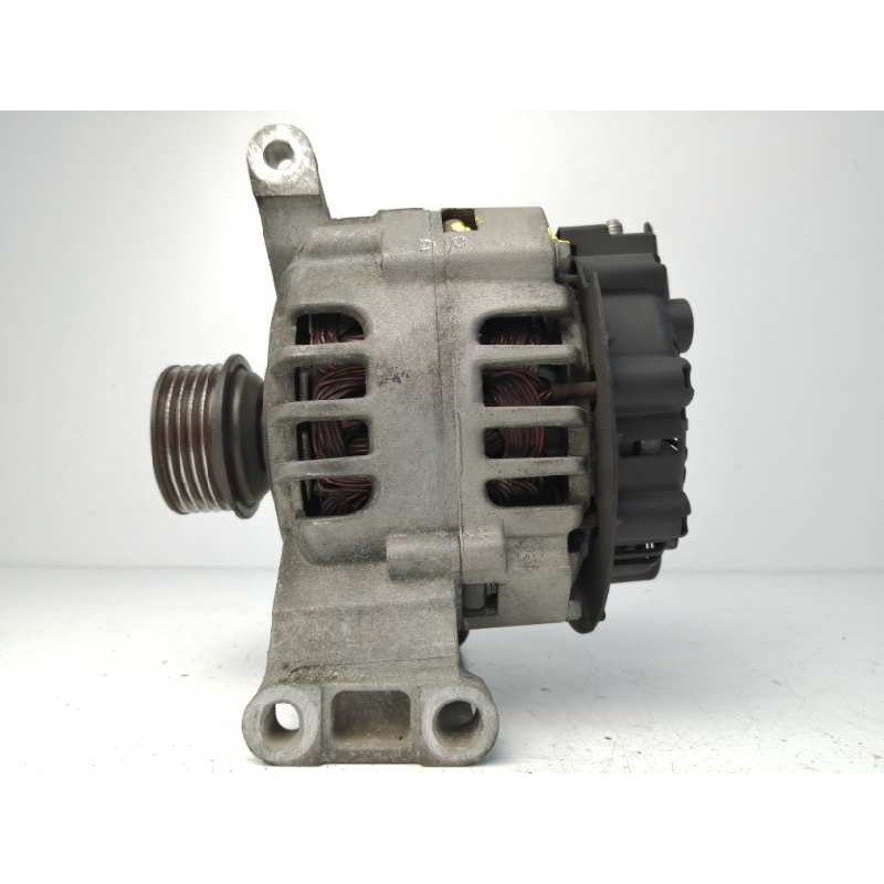 Recambio de alternador para mercedes-benz clase b (w245) 170 (245.232) referencia OEM IAM A2661540802 SG9B079 90A Recambio de alternador para mercedes-benz clase b (w245) 170 (245.232) referencia OEM IAM A2661540802 SG9B079 90A