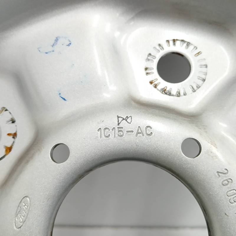 LLANTA 5 5JX15 ET60 5H 5X160