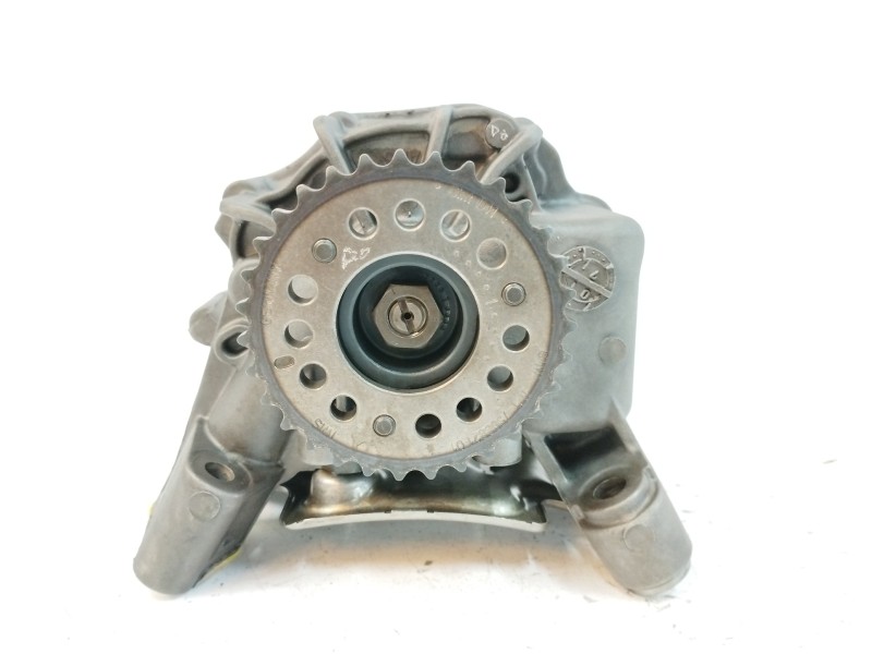 Recambio de bomba aceite para bmw serie 7 (f01/f02) 4.4 v8 32v cat twin turbo referencia OEM IAM 7612772  