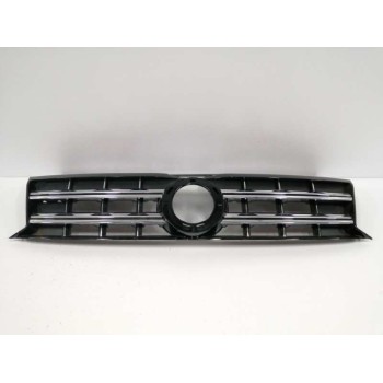 Recambio de rejilla delantera para volkswagen amarok comfortline doublecab 4motion referencia OEM IAM 2H6853651B  