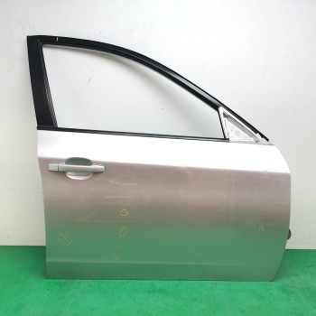 PUERTA DELANTERA DERECHA 