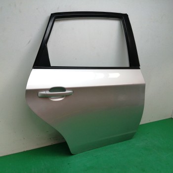 Recambio de puerta trasera derecha para subaru impreza g12 1.5 referencia OEM IAM   