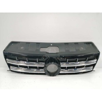 Recambio de rejilla delantera para volkswagen amarok comfortline doublecab 4motion referencia OEM IAM 2H6853651B  