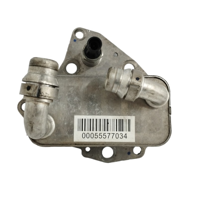 Recambio de enfriador aceite motor para opel insignia berlina 2.0 16v cdti referencia OEM IAM 55577034  