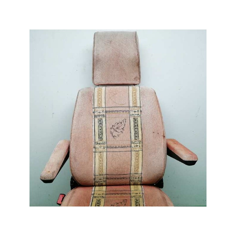 ASIENTO DELANTERO IZQUIERDO