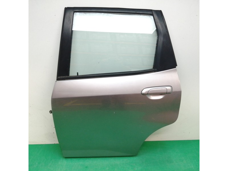 Recambio de puerta trasera izquierda para honda jazz (gd1/5) 1.4 dsi cat referencia OEM IAM OBSERVAR FOTOS Recambio de puerta trasera izquierda para honda jazz (gd1/5) 1.4 dsi cat referencia OEM IAM OBSERVAR FOTOS