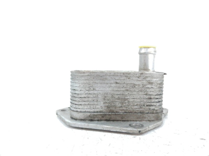 Recambio de enfriador aceite motor para hyundai ix35 1.7 crdi cat referencia OEM IAM 264102A300 Recambio de enfriador aceite motor para hyundai ix35 1.7 crdi cat referencia OEM IAM 264102A300