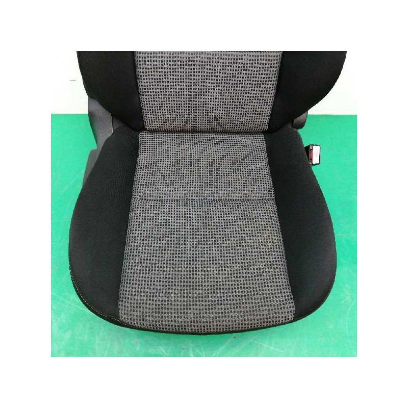 ASIENTO DELANTERO DERECHO