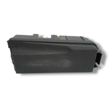 CAJA RELES / FUSIBLES 13112918 519038004 