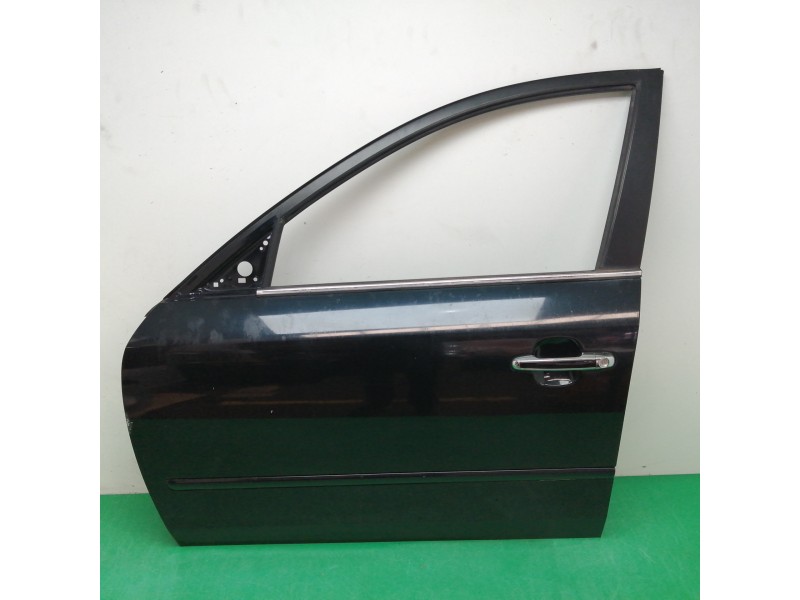 Recambio de puerta delantera izquierda para hyundai sonata (nf) 2.0 crdi comfort i referencia OEM IAM OBSERVAR FOTOS Recambio de puerta delantera izquierda para hyundai sonata (nf) 2.0 crdi comfort i referencia OEM IAM OBSERVAR FOTOS