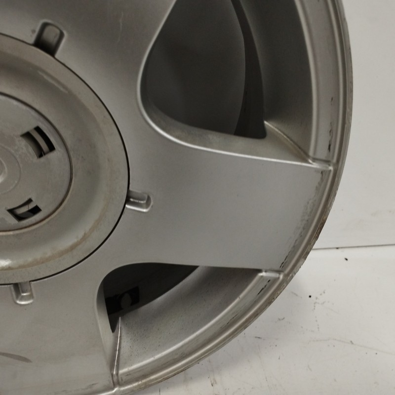 LLANTA 6JX15H2 ET38 5H 5X100 5