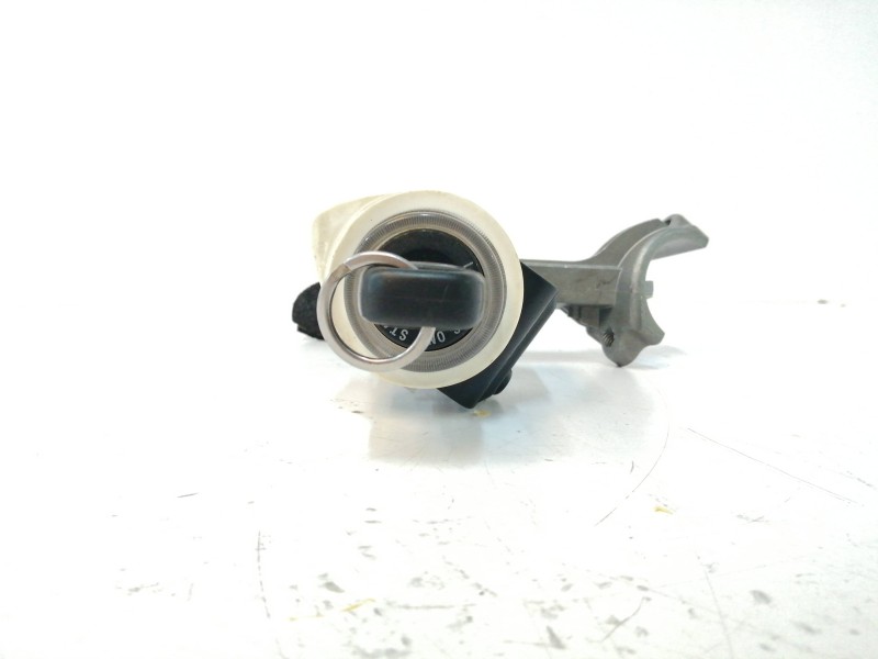 Recambio de antirrobo para chevrolet captiva 2.0 diesel cat referencia OEM IAM 96628500 Recambio de antirrobo para chevrolet captiva 2.0 diesel cat referencia OEM IAM 96628500