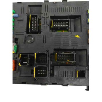 Recambio de caja reles / fusibles para peugeot 307 berlina (s2) 1.6 hdi referencia OEM IAM 9660105980  