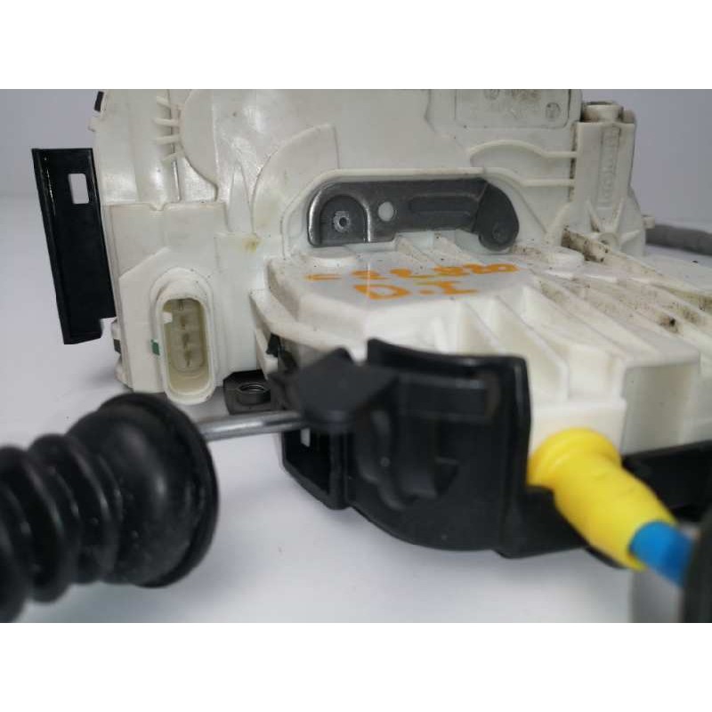 CERRADURA PUERTA DELANTERA IZQUIERDA