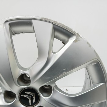 Recambio de llanta para citroën c4 grand picasso ii (da_, de_) 1.6 hdi / bluehdi 115 referencia OEM IAM 9677089777 6,5JX16CH5 ET