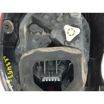 Recambio de piloto trasero derecho para opel corsa d 1.2 16v lpg referencia OEM IAM 13269051  