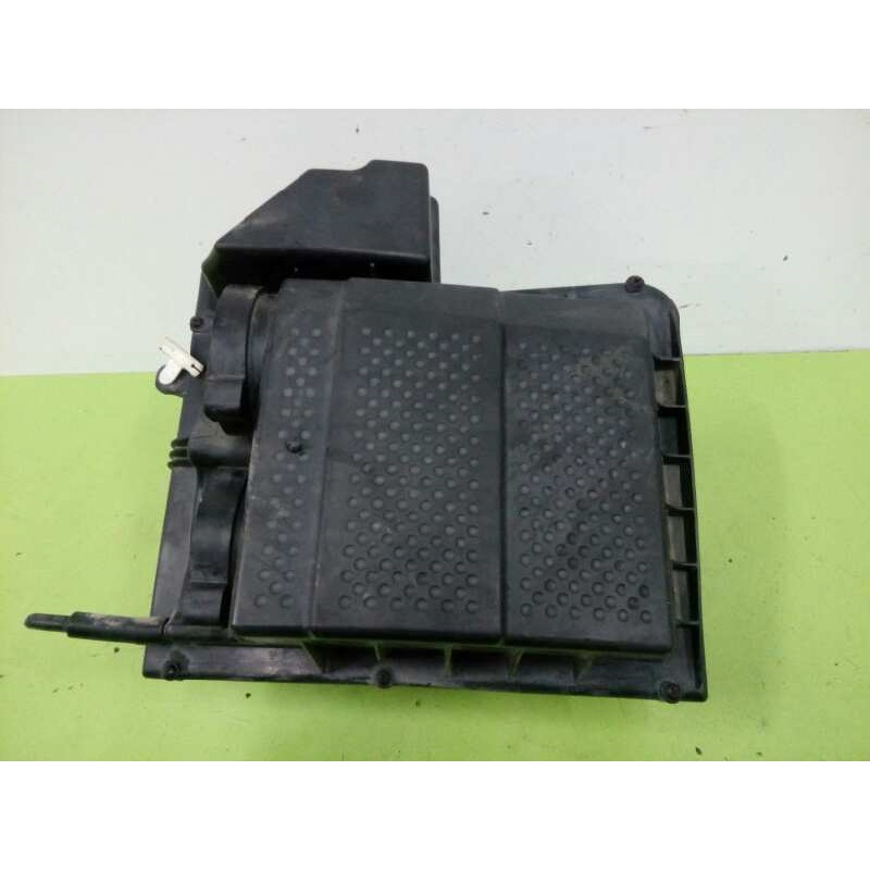 Recambio de filtro aire para land rover discovery 4 tdv6 se referencia OEM IAM PHB500182 4619685916 