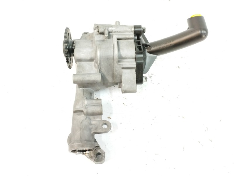 Recambio de bomba aceite para mercedes-benz clase b (w245) 2.0 cdi cat referencia OEM IAM 6401810401  