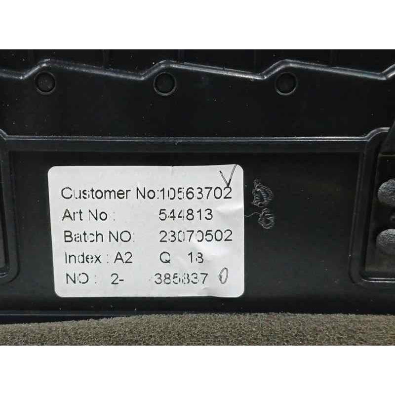 REJILLA AIREADORA CENTRAL