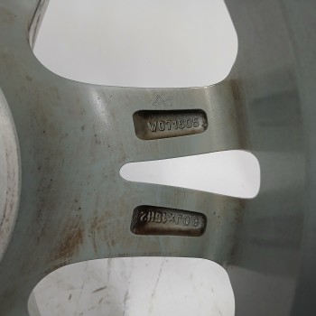 Recambio de llanta para renault clio iv (bh_) 1.2 16v referencia OEM IAM W071605 6,0JX15H2 ET40 4H 4X100