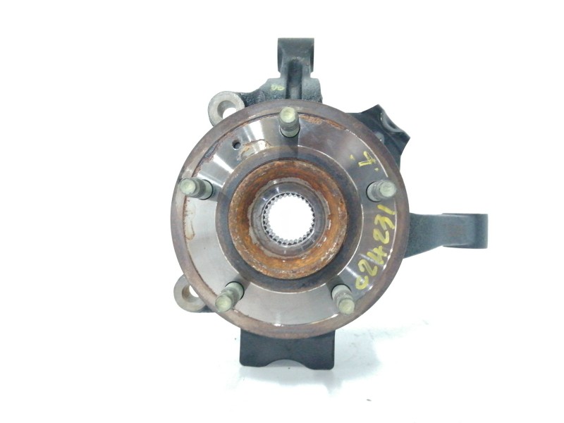 Recambio de mangueta delantera izquierda para chevrolet captiva 2.0 diesel cat referencia OEM IAM   