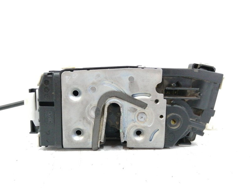 Recambio de cerradura puerta lateral derecha para volkswagen crafter kasten (sy) 2.0 tdi referencia OEM IAM 7C0843014CA  
