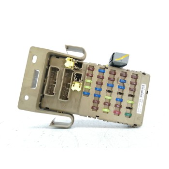 CAJA RELES / FUSIBLES 82201AJ000 