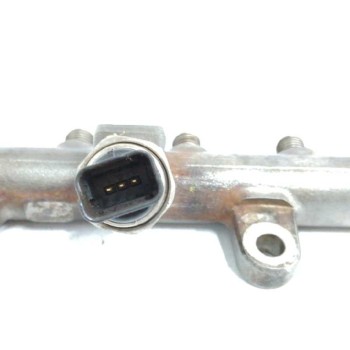 Recambio de rampa inyectora para renault megane iii berlina 5 p dynamique referencia OEM IAM 8200815617 A2C20001221 5WS4054