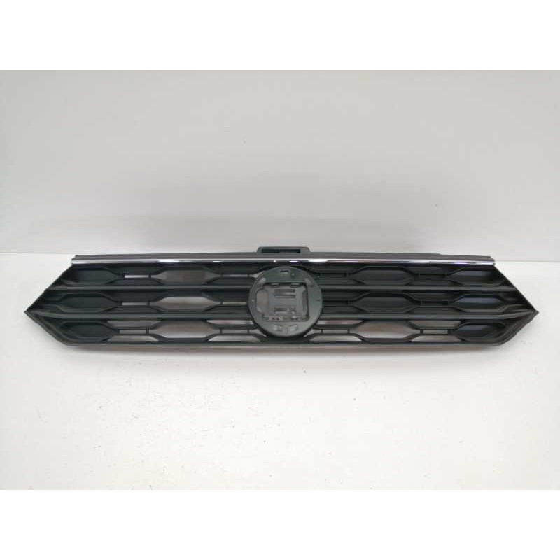 Recambio de rejilla delantera para volkswagen t-roc advance referencia OEM IAM 2GA853651E  