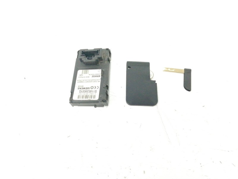 Recambio de conmutador de arranque para renault megane ii berlina 3p 1.6 16v referencia OEM IAM 8200074331A S118539001G 