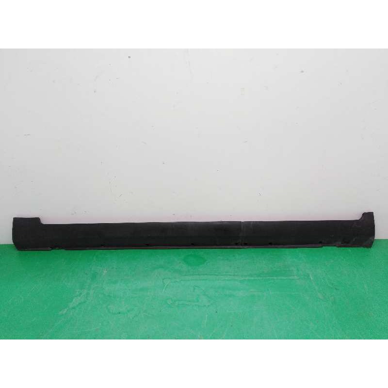 Recambio de faldon lateral para chevrolet captiva 2.0 diesel cat referencia OEM IAM 96804211 IZQUIERDO 