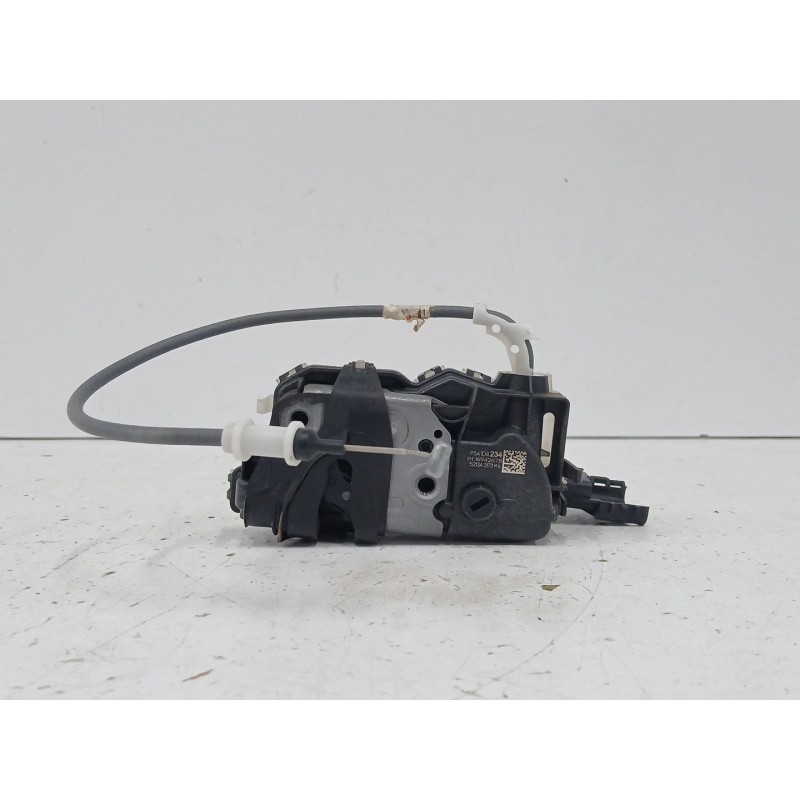 Recambio de cerradura puerta delantera derecha para peugeot 3008 ii suv (mc_, mr_, mj_, m4_) hybrid referencia OEM IAM 104234  