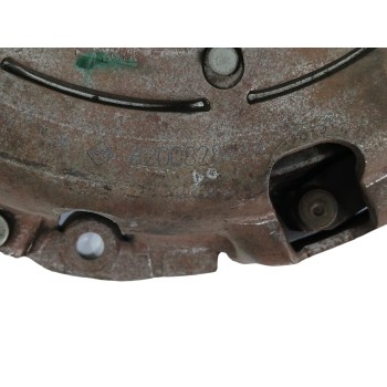 Recambio de kit embrague para renault trafic combi (ab 4.01) 6 - plazas, acristalado parcial, combi corto referencia OEM IAM 820