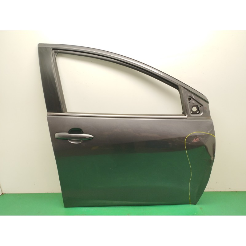 Recambio de puerta delantera derecha para mazda 2 hatchback (kb) 1.5 hybrid (kbac3x) referencia OEM IAM  NECESITA REPARACION 