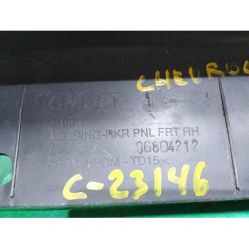 Recambio de faldon lateral para chevrolet captiva 2.0 diesel cat referencia OEM IAM 96804212 DERECHO 