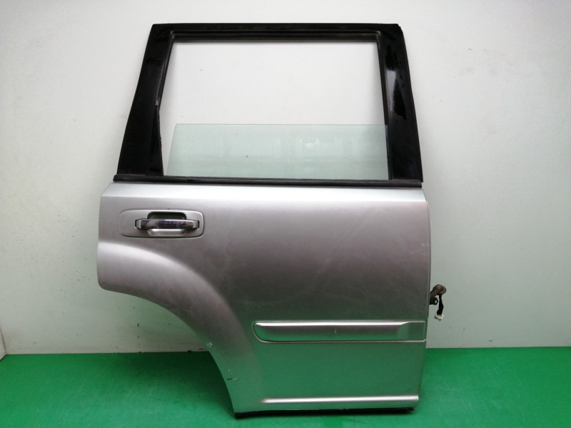 Recambio de puerta trasera derecha para nissan x-trail (t30) comfort referencia OEM IAM OBSERVAR FOTOS Recambio de puerta trasera derecha para nissan x-trail (t30) comfort referencia OEM IAM OBSERVAR FOTOS