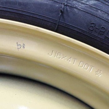 Recambio de neumatico repuesto para mitsubishi lancer sportback (cx) 1.5 cat referencia OEM IAM 4250A710 J16X4T 