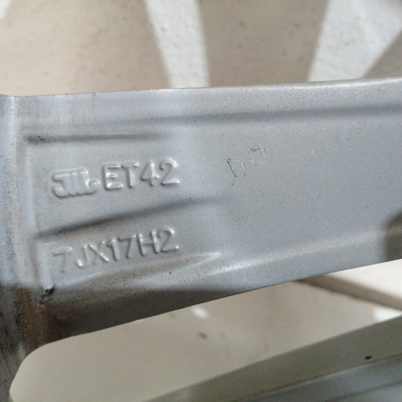 LLANTA 7JX17H2 ET42 5H 5X110