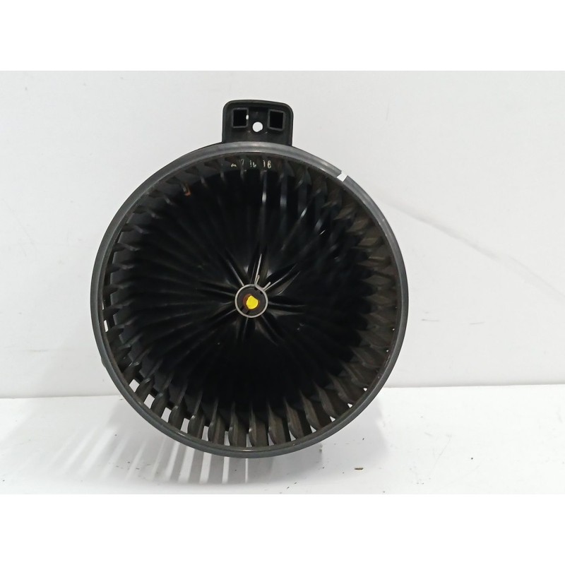 Recambio de motor calefaccion para kia carens iii monospace (un) 2.0 crdi 140 referencia OEM IAM B448231370  A0540221C