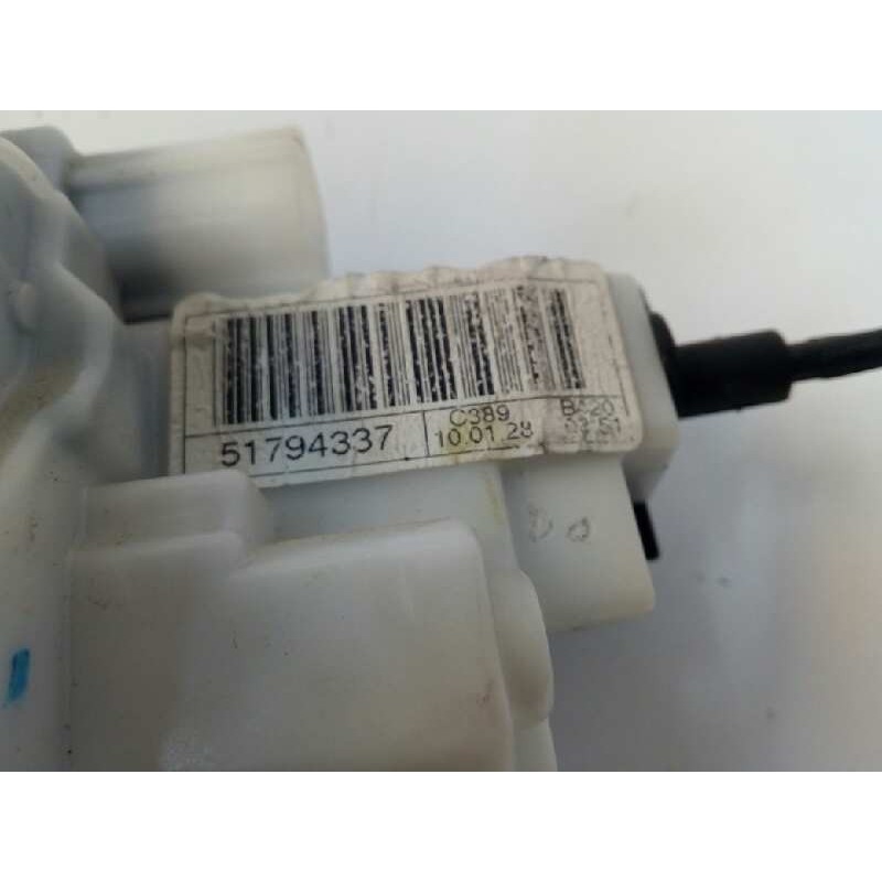CERRADURA PUERTA DELANTERA DERECHA