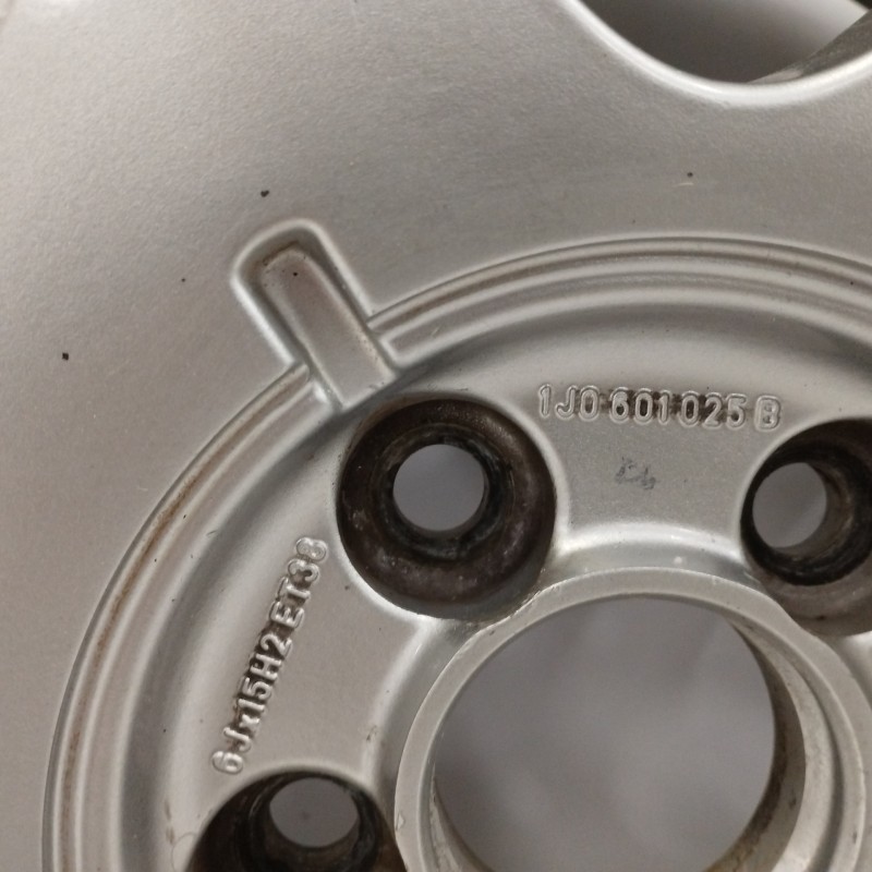 LLANTA 6JX15H2 ET38 5H 5X100 5