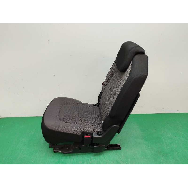 ASIENTO TRASERO MEDIO