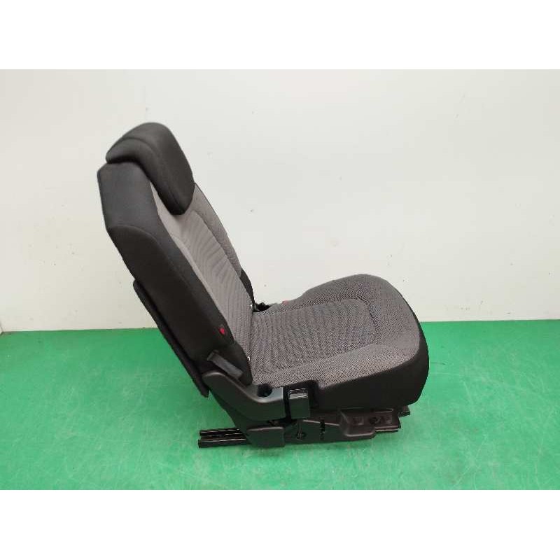 ASIENTO TRASERO MEDIO