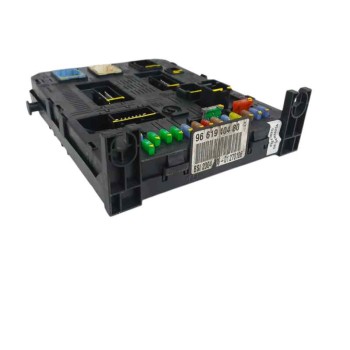 Recambio de caja reles / fusibles para peugeot 307 berlina (s2) 1.6 16v hdi referencia OEM IAM 9661940480  