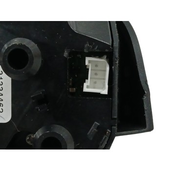 Recambio de mando volante para volvo v40 1.6 diesel cat referencia OEM IAM 31334462 LADO DERECHO 