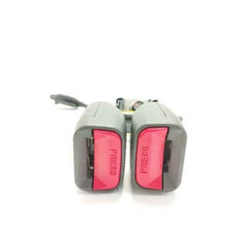 Recambio de enganche cinturon izquierdo para kia sportage iii (sl) 1.7 crdi referencia OEM IAM 898303U200W TRASERO 898303U200WK